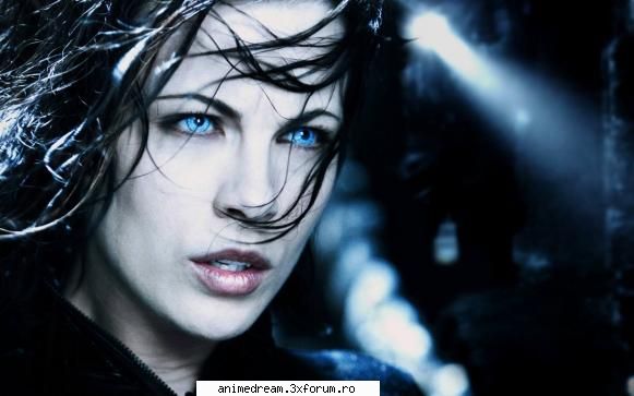 Willow Summers - G : OMG frumooos K : Pari si tu mai umana ... W - Album